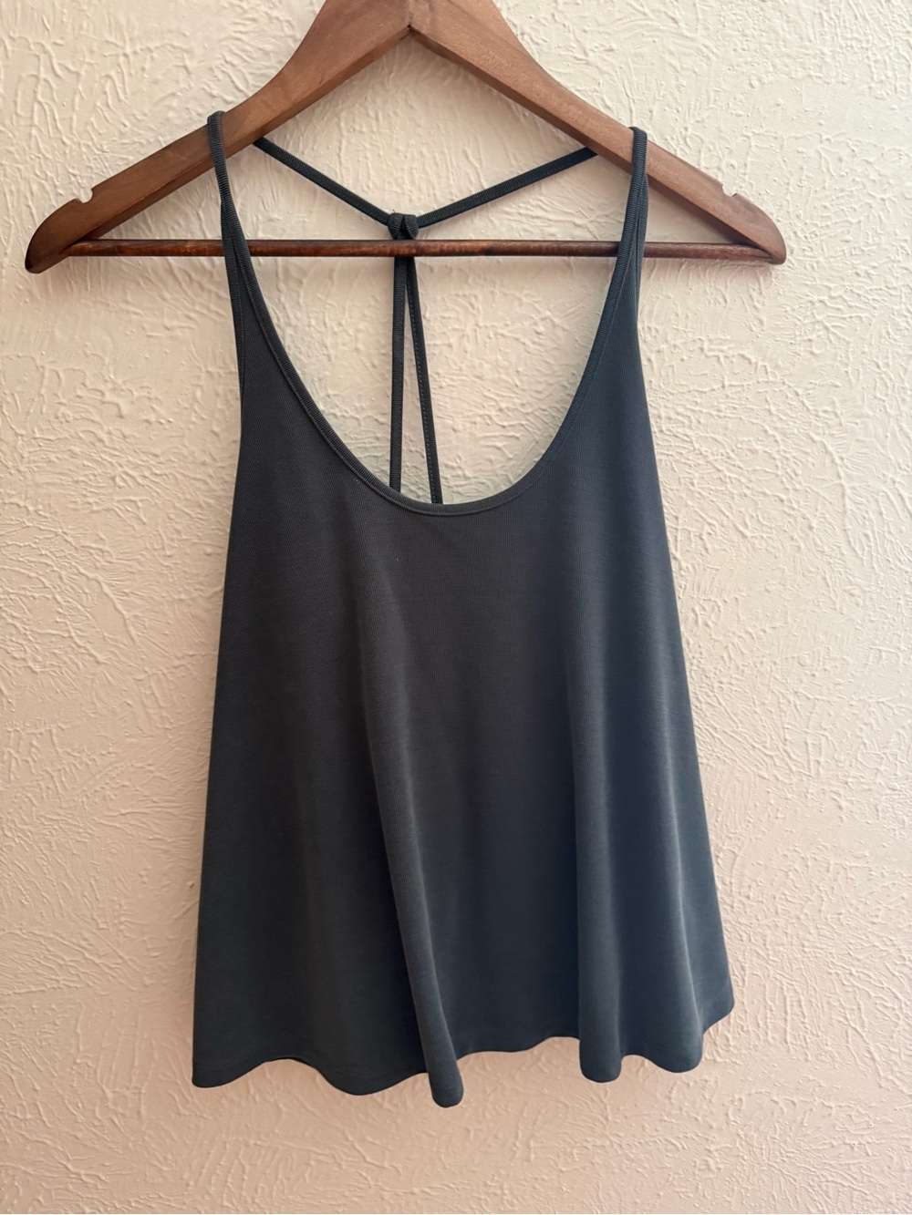 Old Navy Rib-Knit Strappy Tank Top – Black | Size Small